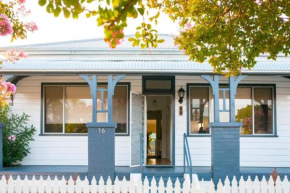The Sweet Grapevine Cottage